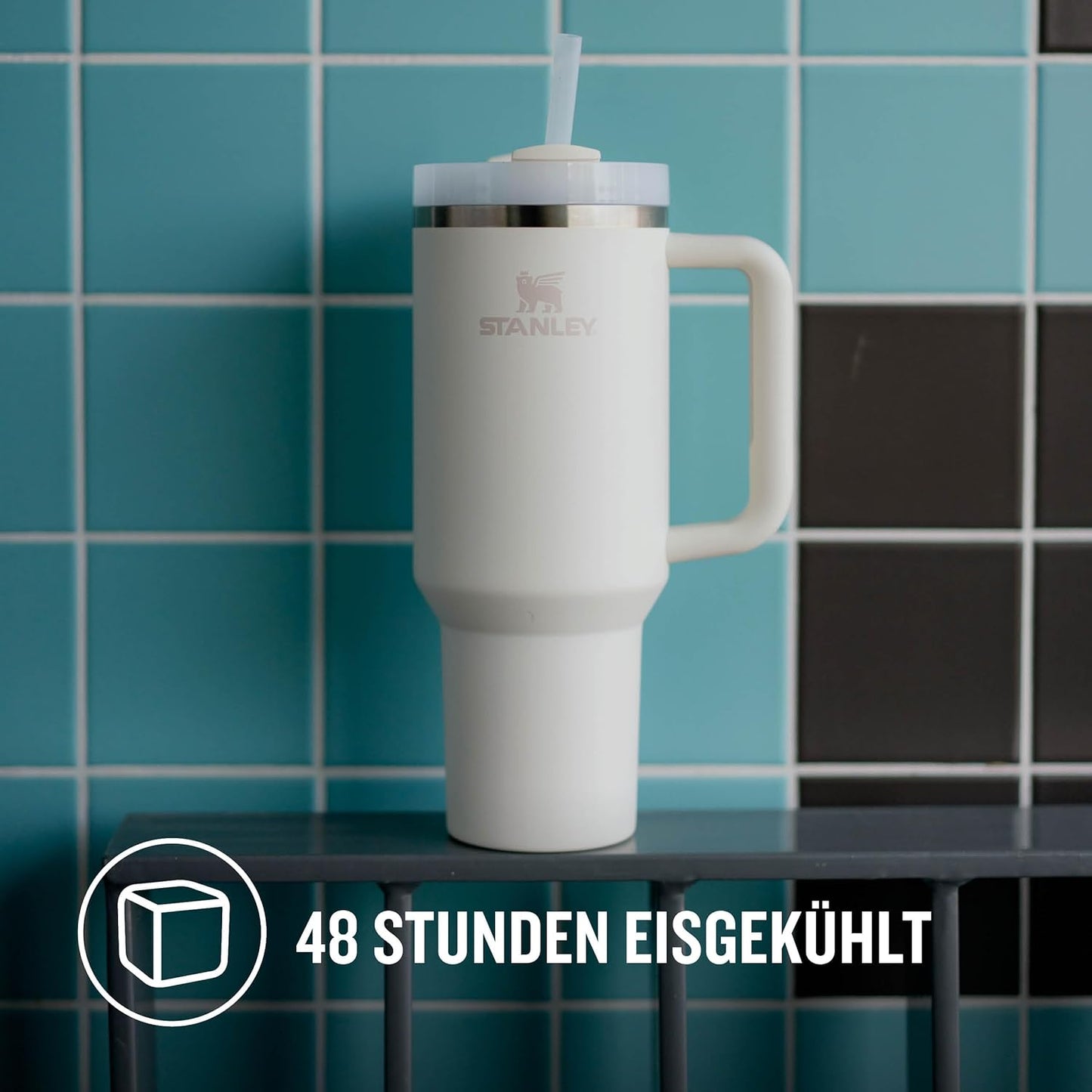 Stanley Quencher H2.0 Flowstate Trinkflasche Mit Strohhalm 1.2L - Thermobecher Kühlt 11 Stunden - 48 Stunden Eisgekühlt - Spülmaschinenfest - Thermosflasche BPA Frei - Edelstahl Trinkbecher