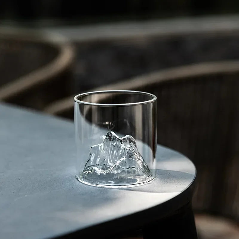 Kleine transparente Glaskaffeetasse Bergglas Whisky Hitzebeständige Teegetränk Milchsafttasse Tassen Trinkgläser